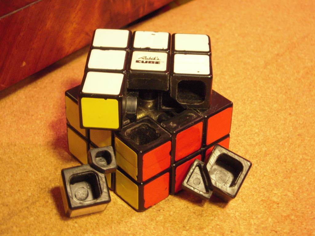 Construction of the original Ideal Toy Corp. 3&times;3&times;3